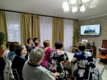 Прекрасен мир любовью материнской.