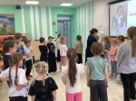 Показ мультфильма «Рядом с нами»